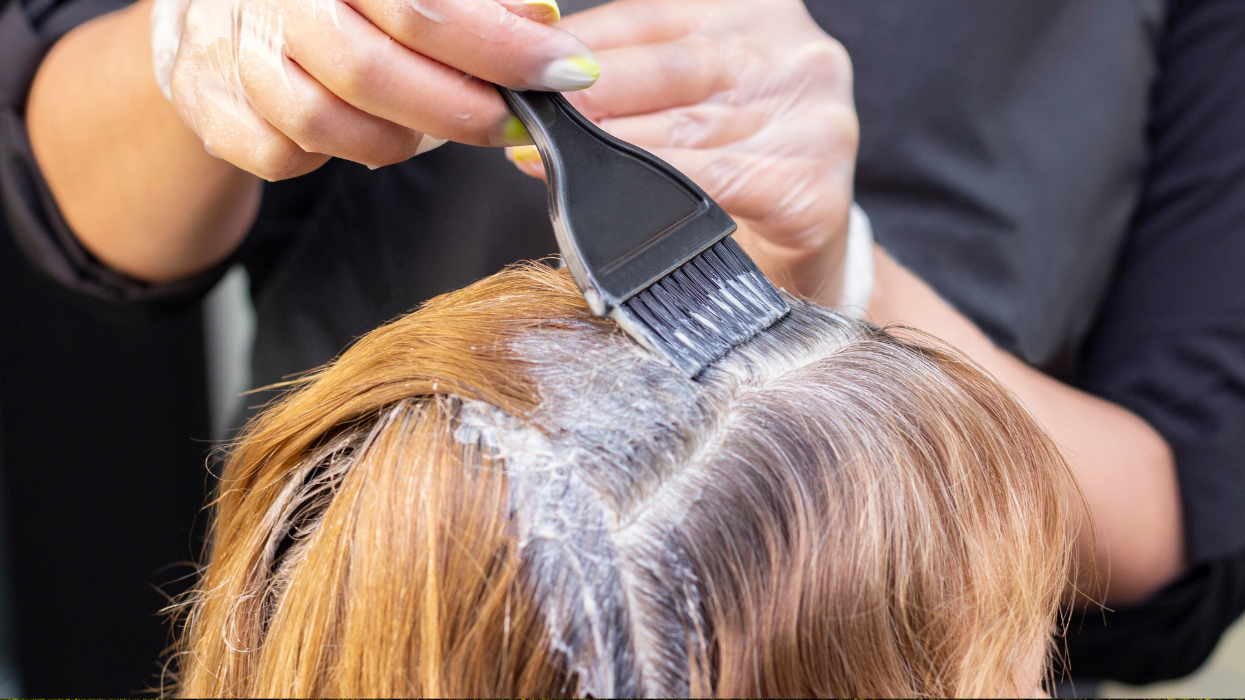 Hand dyeing brassy hair